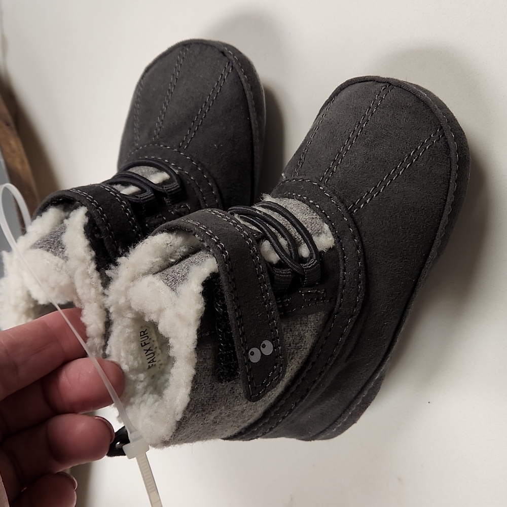 NWT Stride Rite baby shoes size